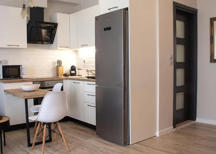 Apartment Chrysalis 2 *